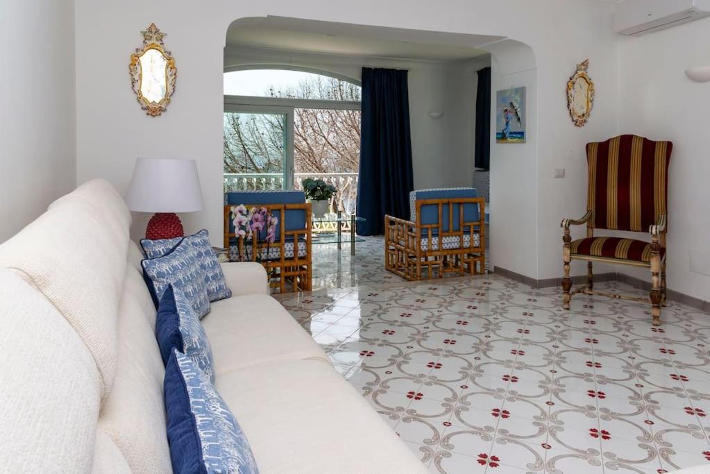 House Rosa Blu Capri